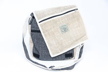 Load image into Gallery viewer, Wanderlust Bag - black