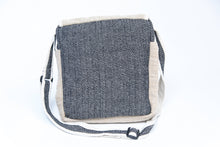 Load image into Gallery viewer, Wanderlust Bag - black