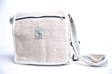 Load image into Gallery viewer, Wanderlust Bag - green