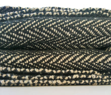 Load image into Gallery viewer, Yoga Blanket - black