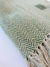 Load image into Gallery viewer, Yoga Blanket - green