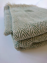 Load image into Gallery viewer, Yoga Blanket - green