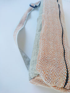 Bottom stitching of Orange Nivah Yoga Bag