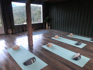 Yoga studio venter på deg